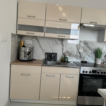 Peti Apartman Centrum غالنتا المظهر الخارجي الصورة