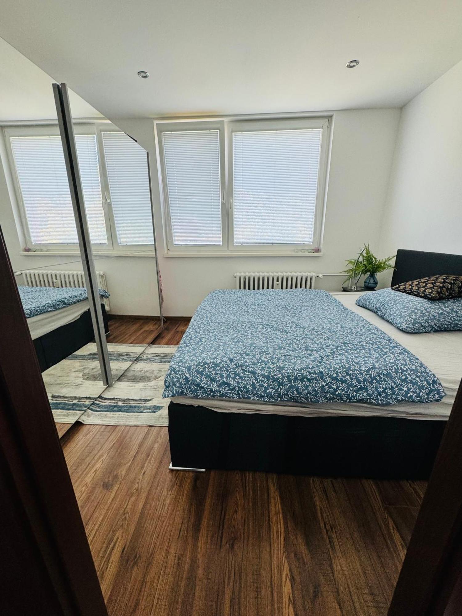 Peti Apartman Centrum غالنتا المظهر الخارجي الصورة