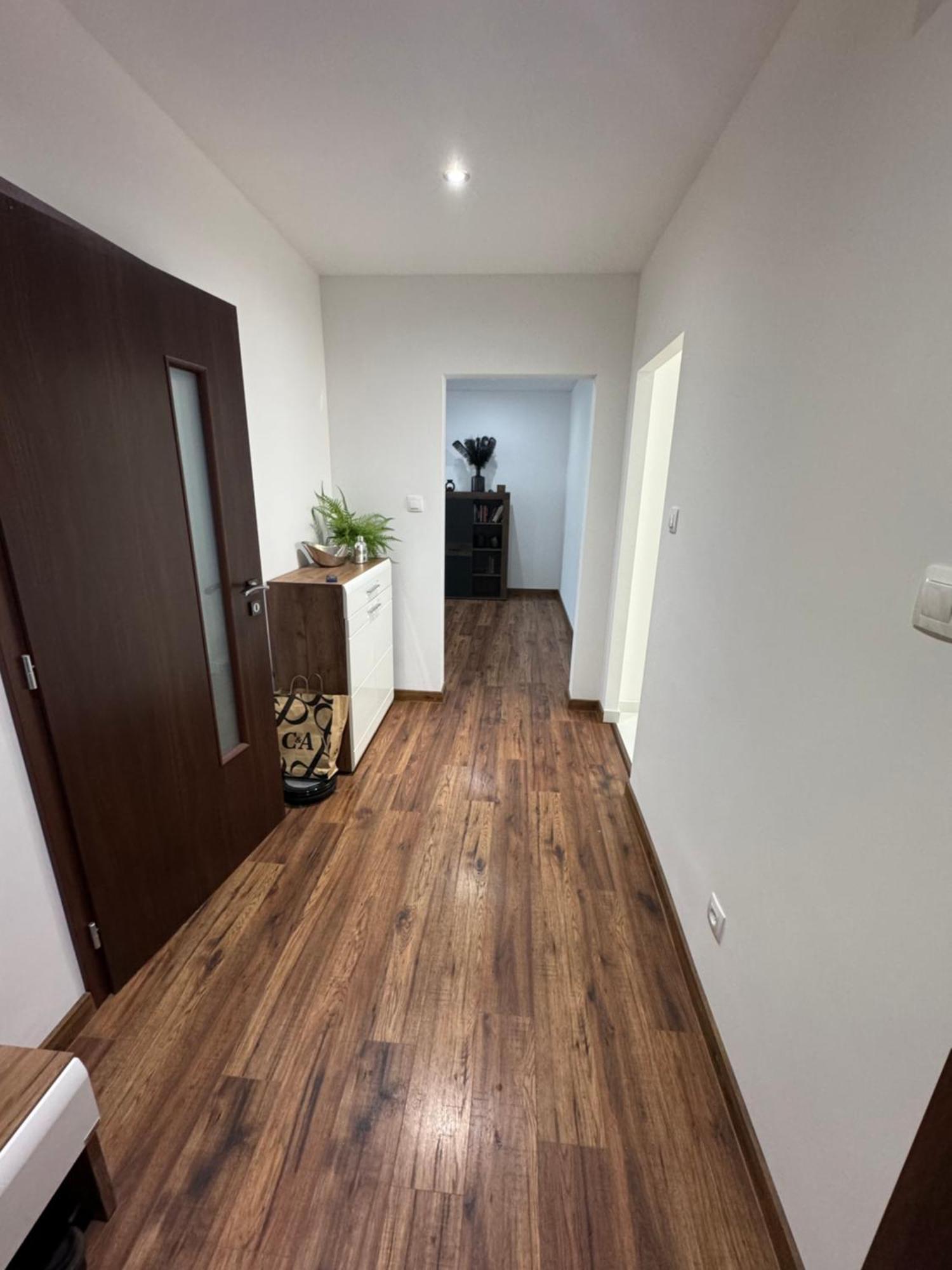 Peti Apartman Centrum غالنتا المظهر الخارجي الصورة